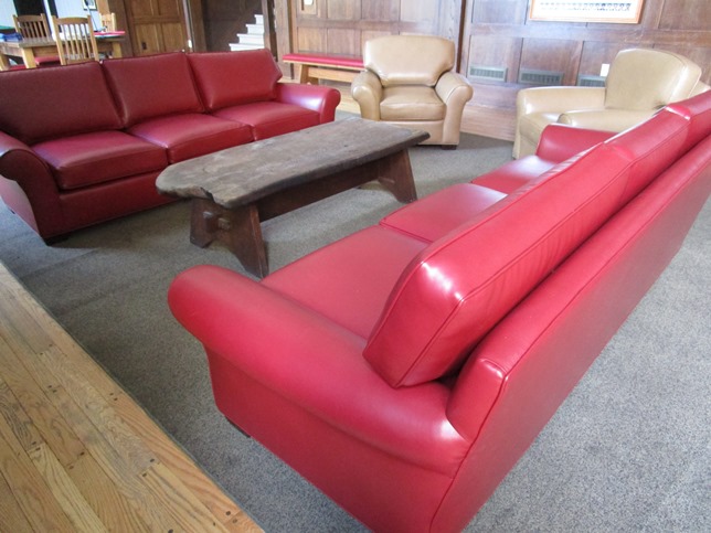 Delta Delta Chapter House Great Hall couches